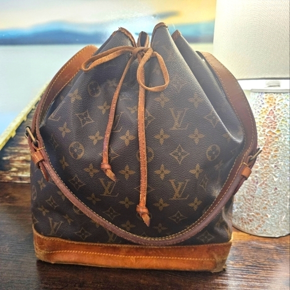 Louis Vuitton Handbags - LV Bucket Drawstring Bag
